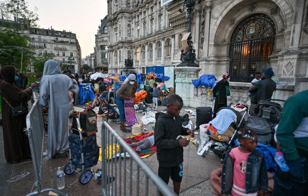 ¿Enviar inmigrantes a las regiones para aliviar la congestión en Isla de Francia? Una “palanca eficaz”, estima un informe ¿Enviar inmigrantes a las regiones para aliviar la congestión en Isla de Francia? Una “palanca eficaz”, estima un informe